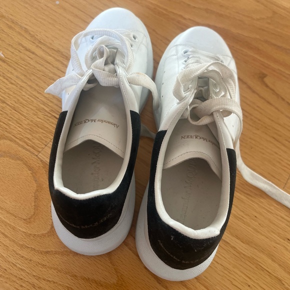 Alexander McQueen Sneakers - Picture 3 of 7